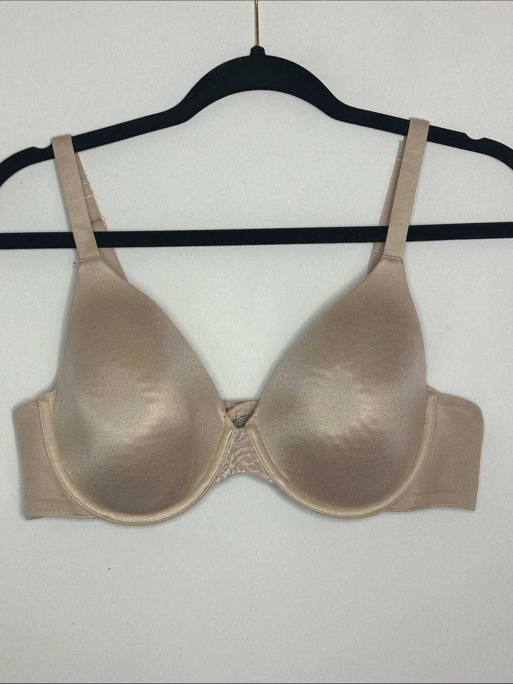 BALI | Smooth Nude T-Shirt Bra with Lace Detail, Size 38C